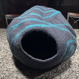 Gray and Blue Felted Cat Cave
